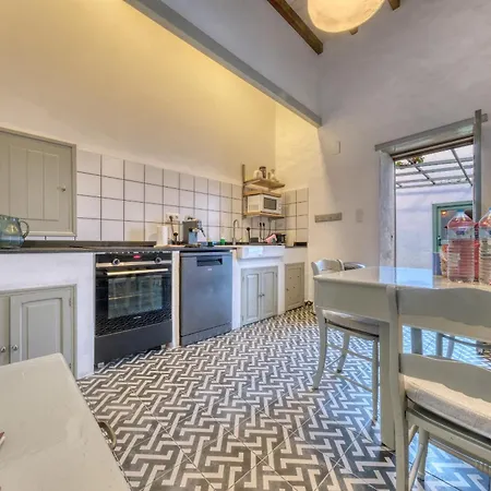 Casa Amaris - Award-winning Canarian House By Lanzarote Haría